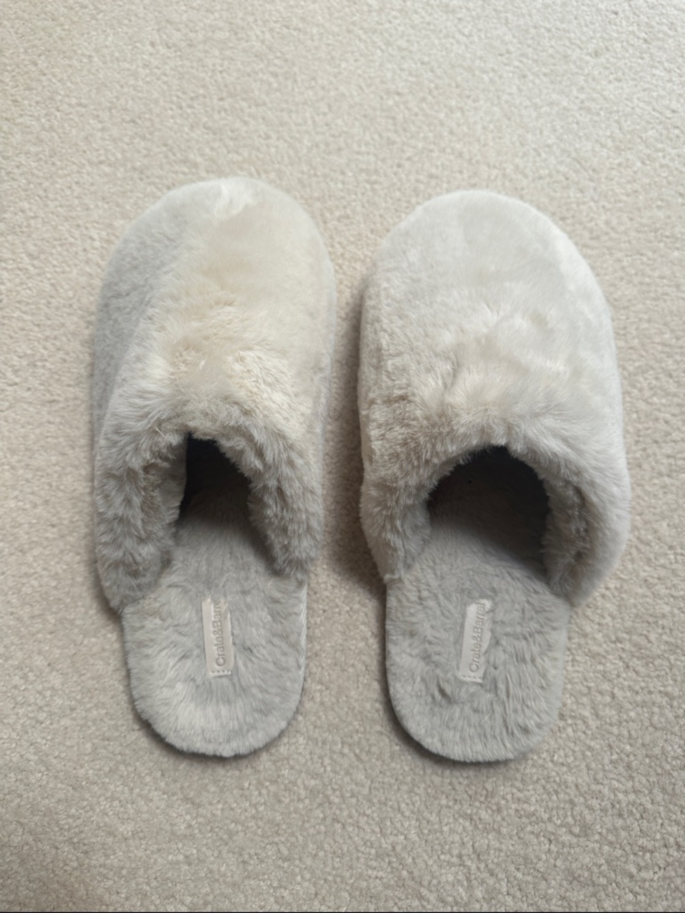 Cozy Plush Faux Fur Slide Slippers in Light Beige - Picture 2 of 3